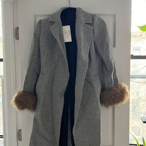 Zara gray coat with faux fur sleeves